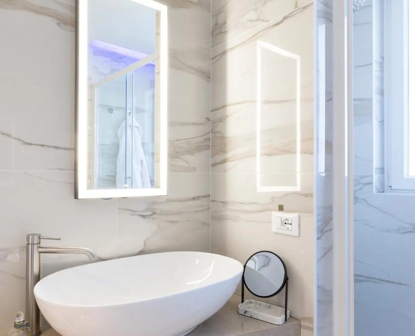 Hatelier Garda Home By Enjoy Garda Hotel Peschiera del Garda Italy