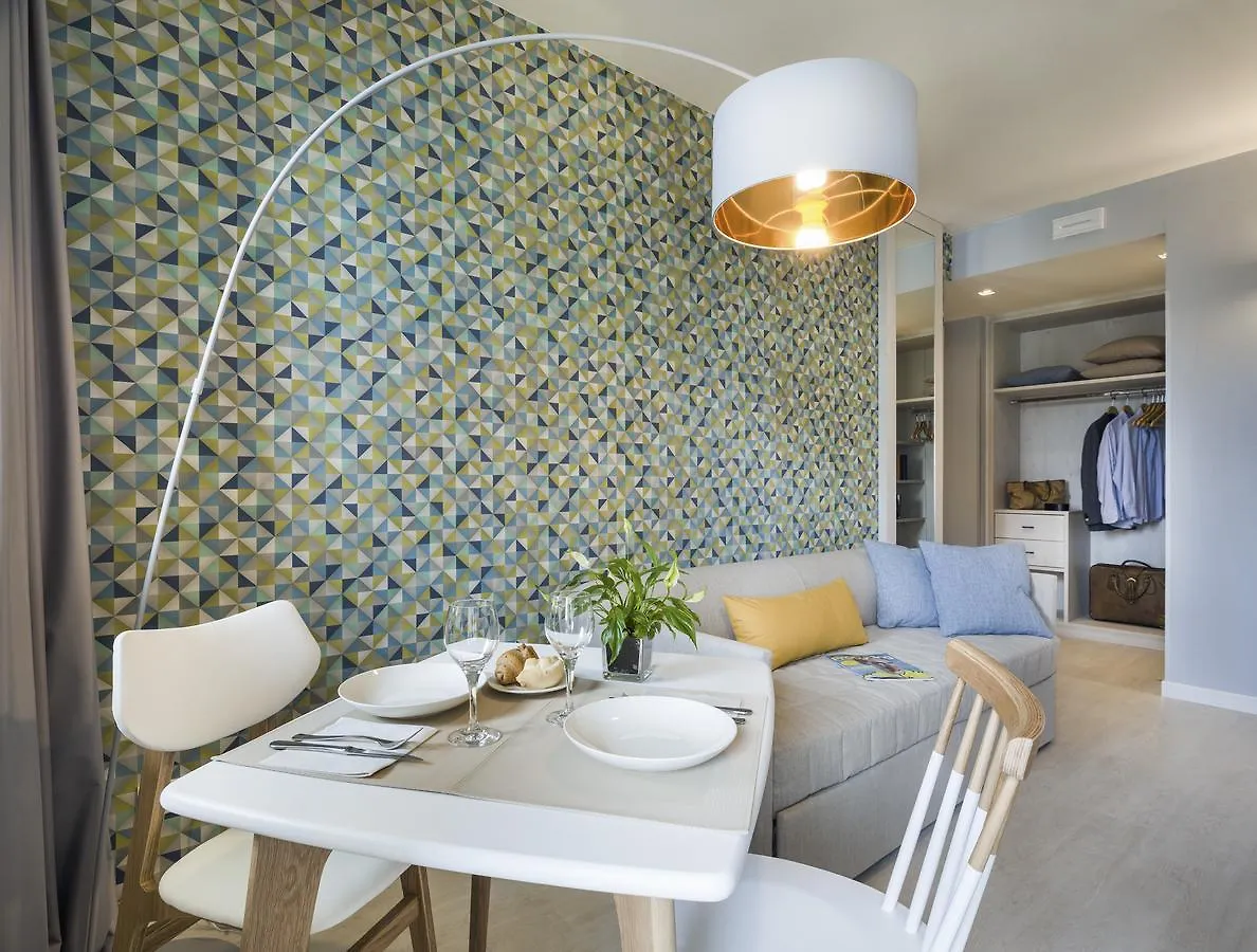 Hatelier Garda Home By Enjoy Garda Hotel Peschiera del Garda 0*,  Italien