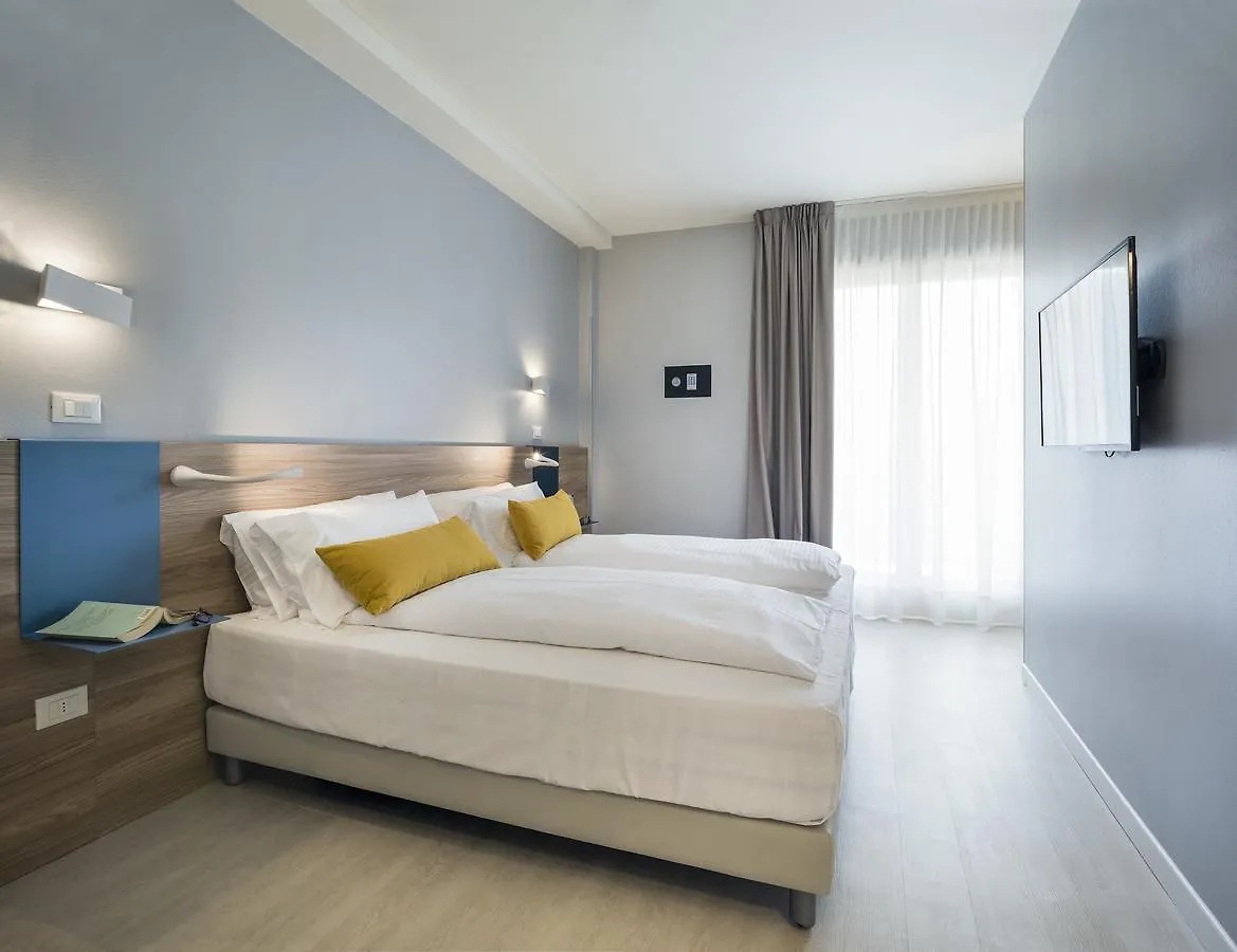 Hatelier Garda Home By Enjoy Garda Hotel Пескьера-дель-Гарда Италия